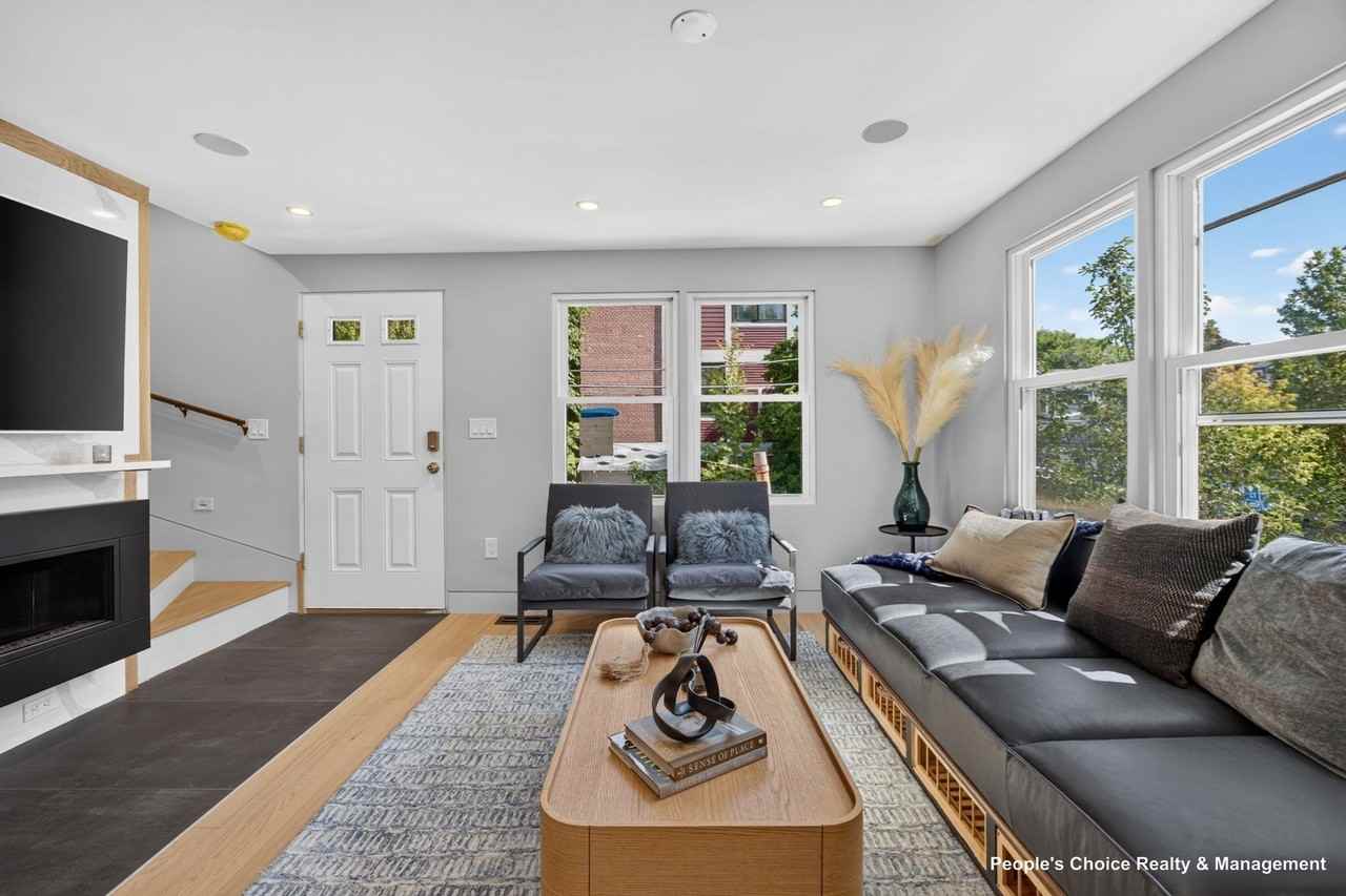 97 Winslow Ave - Photo 7 of 38