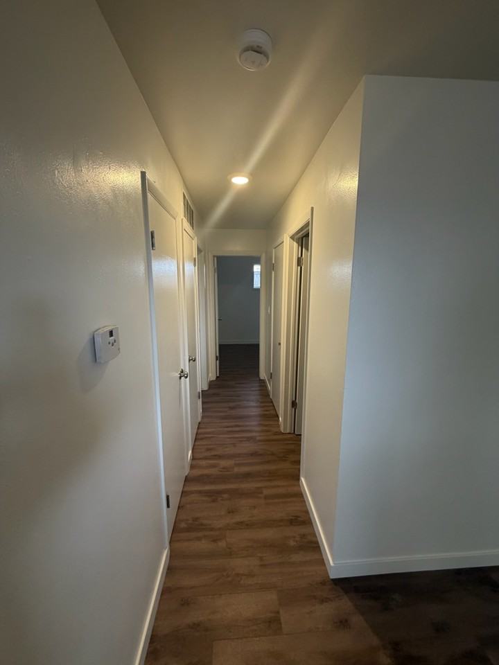 265 South Skyline Drive - Photo 2 of 6
