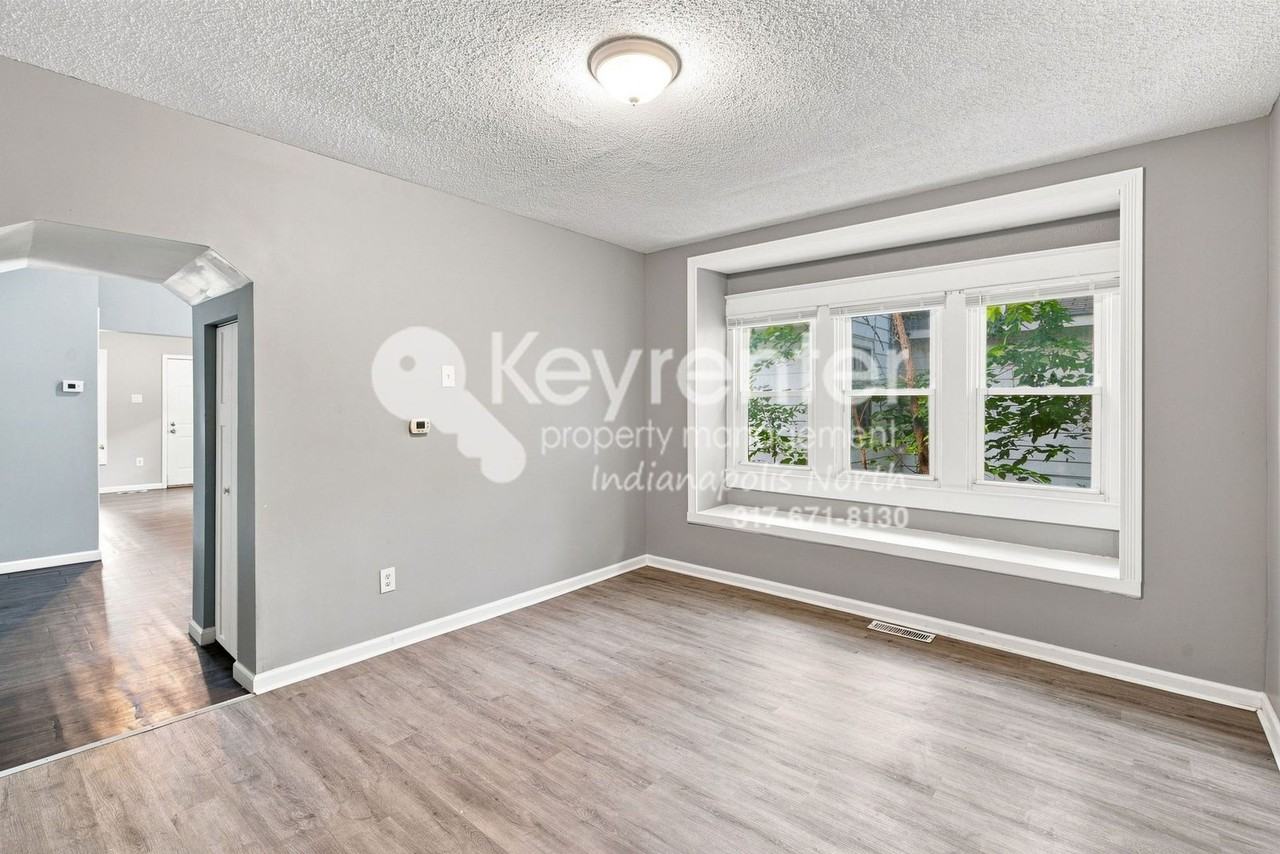1531 Hiatt St - Photo 6 of 18