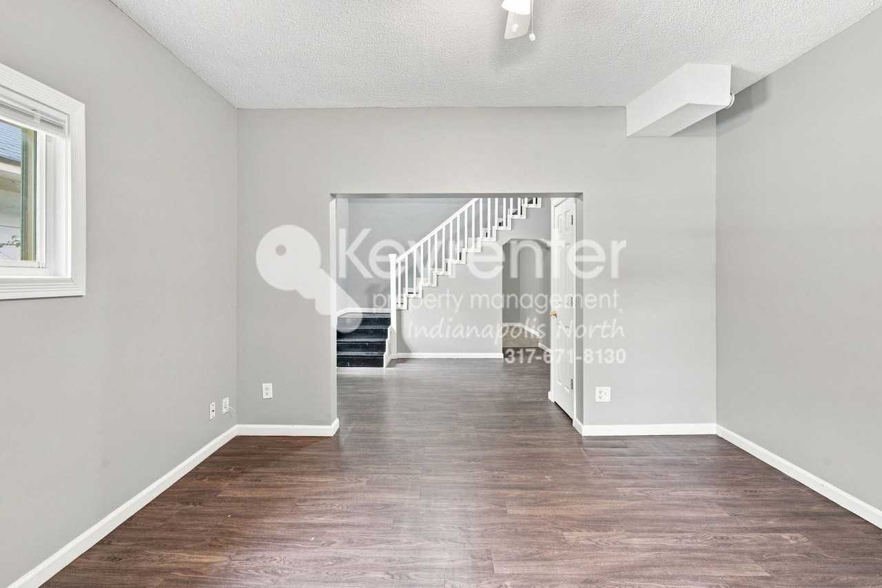 1531 Hiatt St - Photo 7 of 18