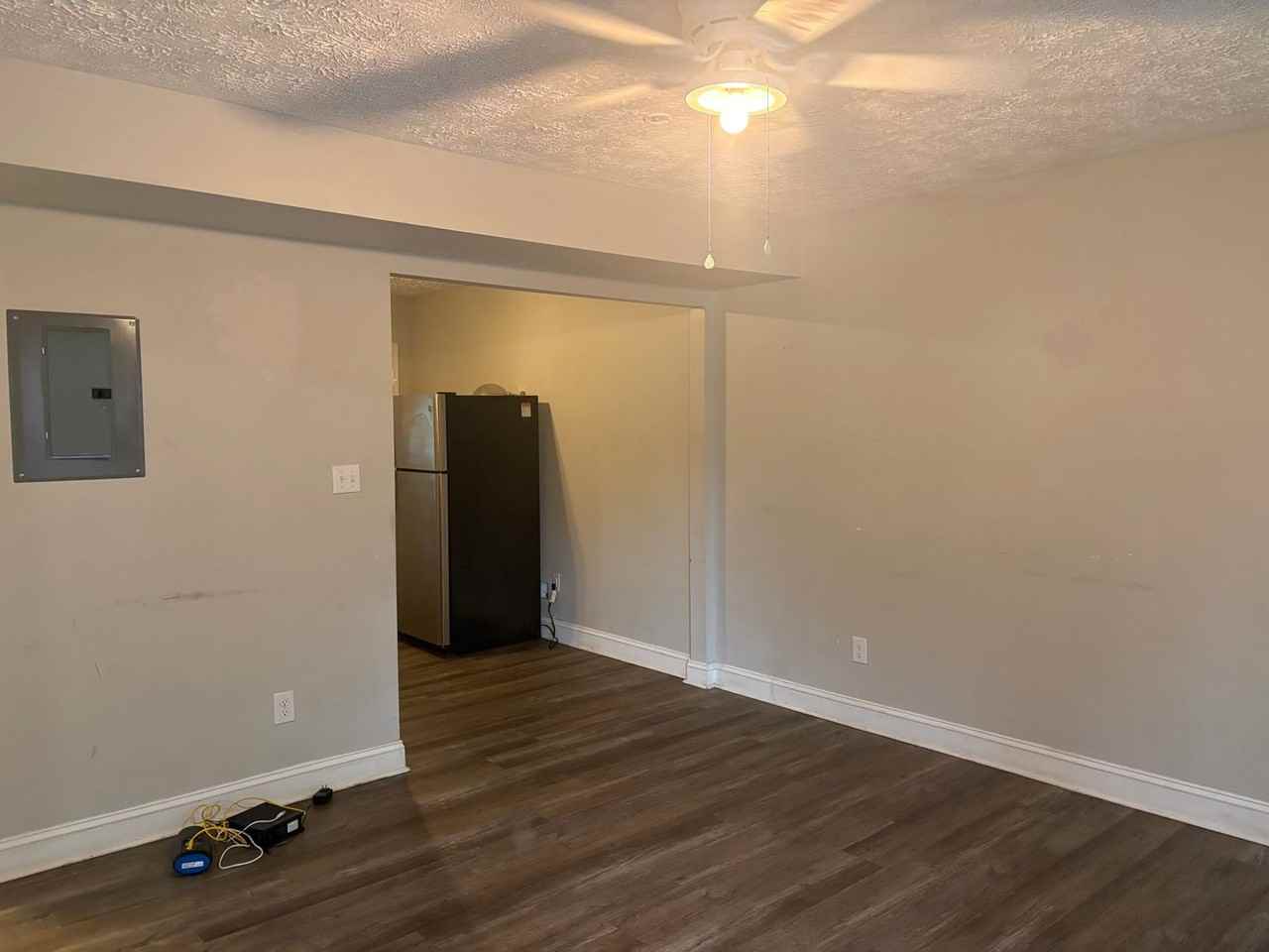 3241 Chandler St - Photo 3 of 11