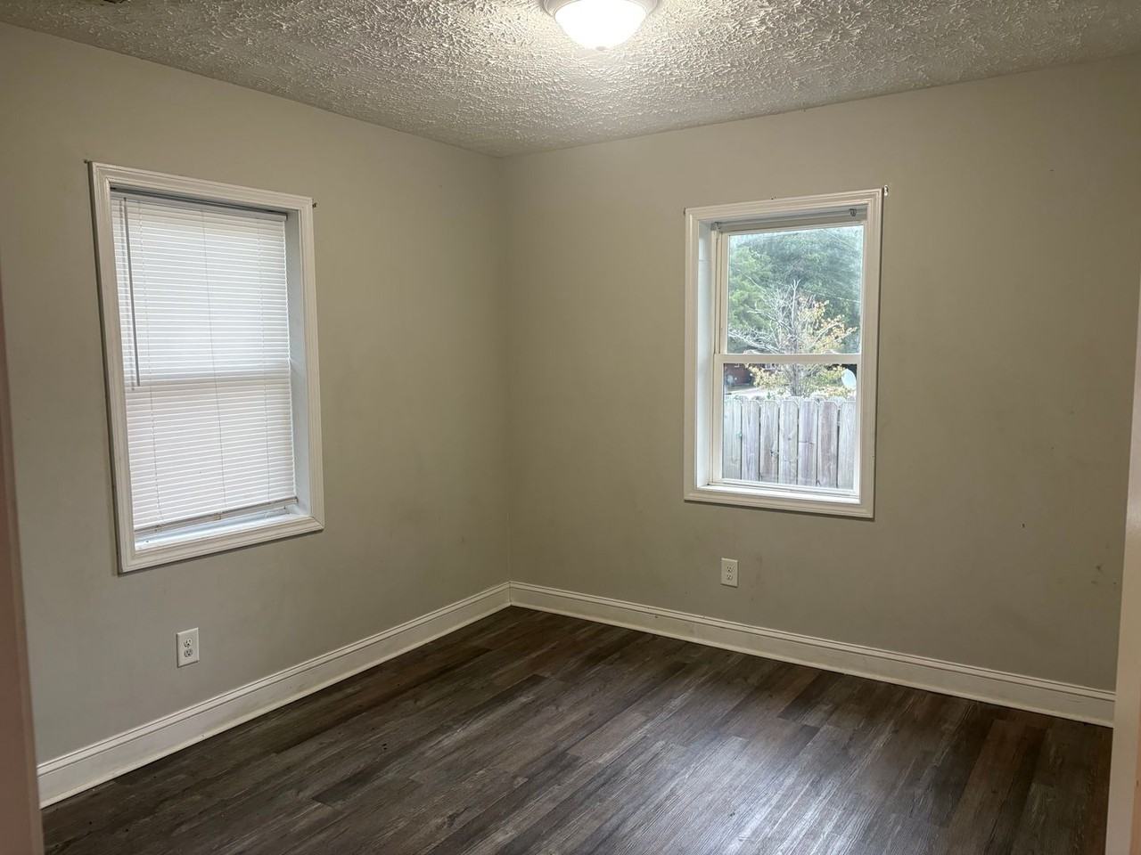 3241 Chandler St - Photo 6 of 11