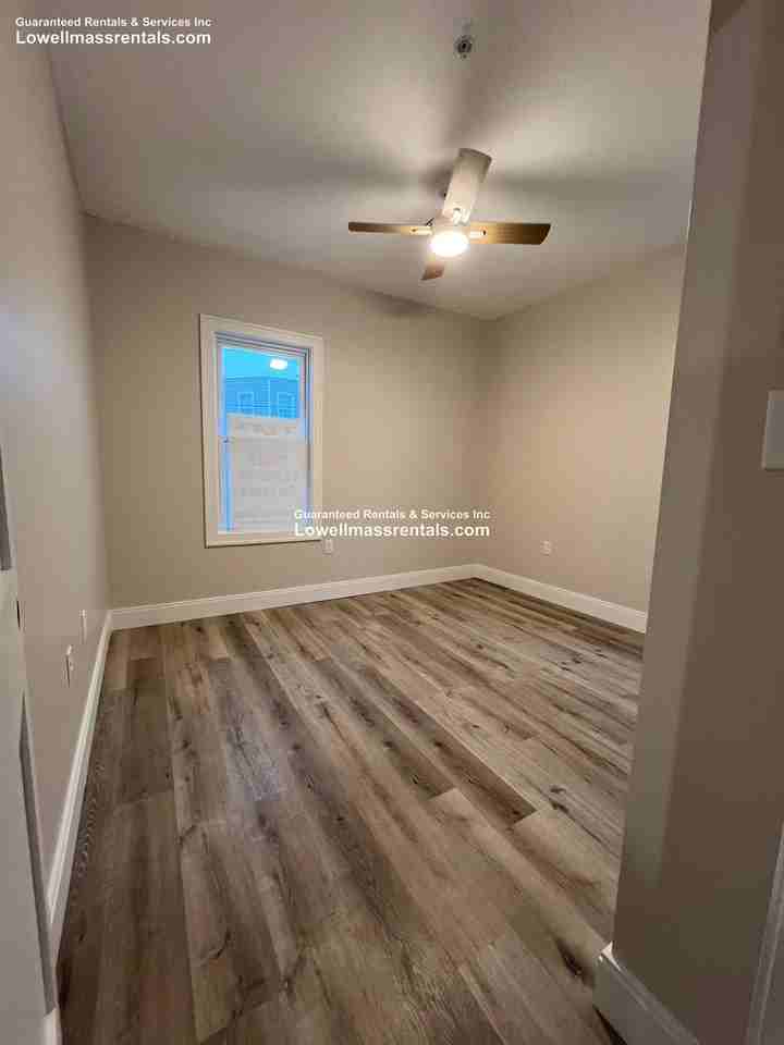 7 Exeter St #2L - Photo 6 of 11