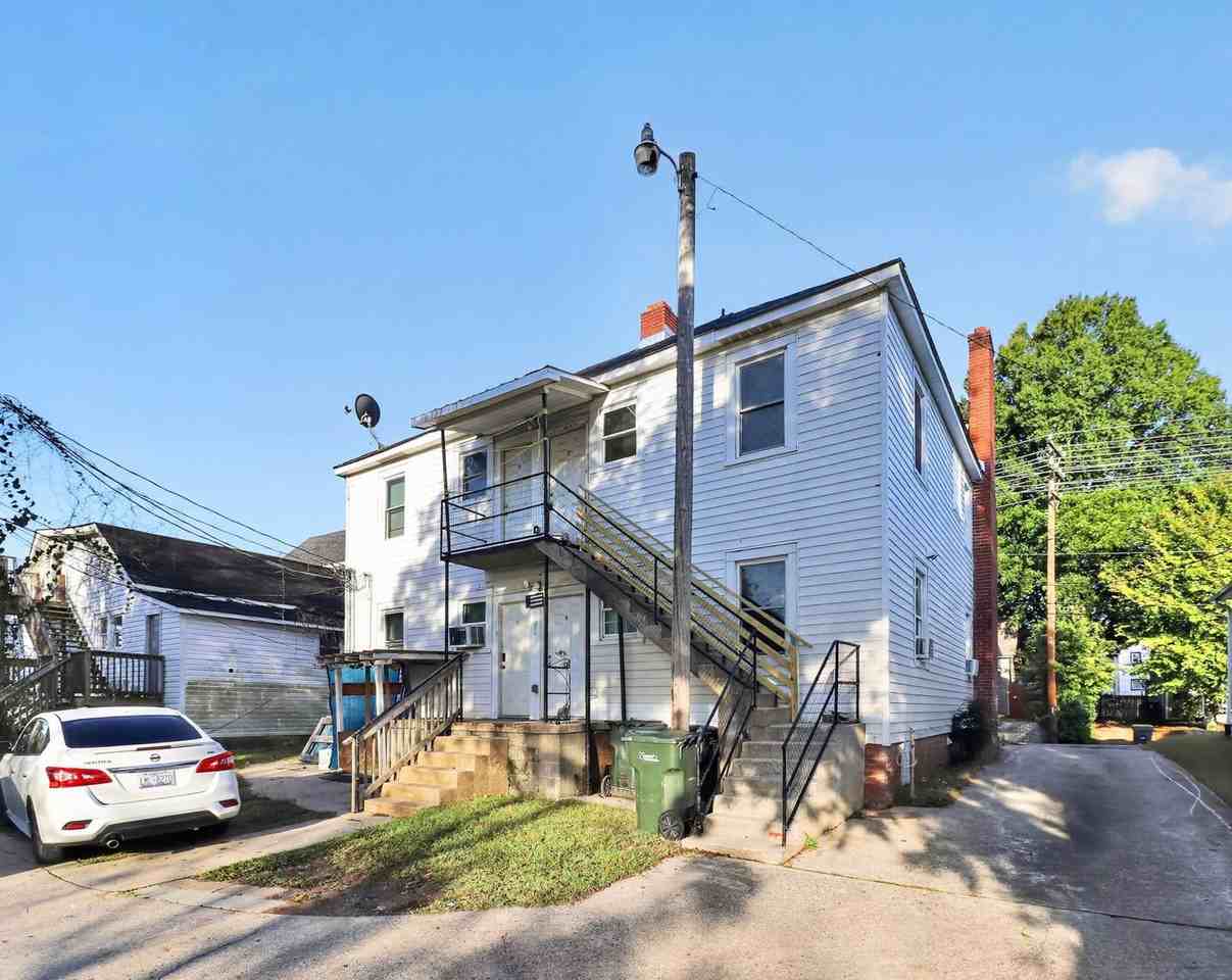 229 Academy Ave Nw - Photo 3 of 17