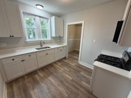 featured image of 215 W Quincy St