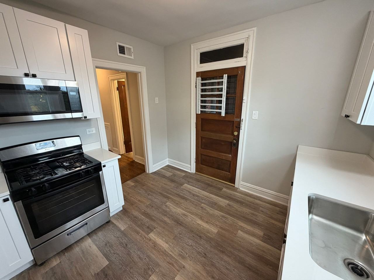 215-19 West Quincy Street - Photo 2 of 12