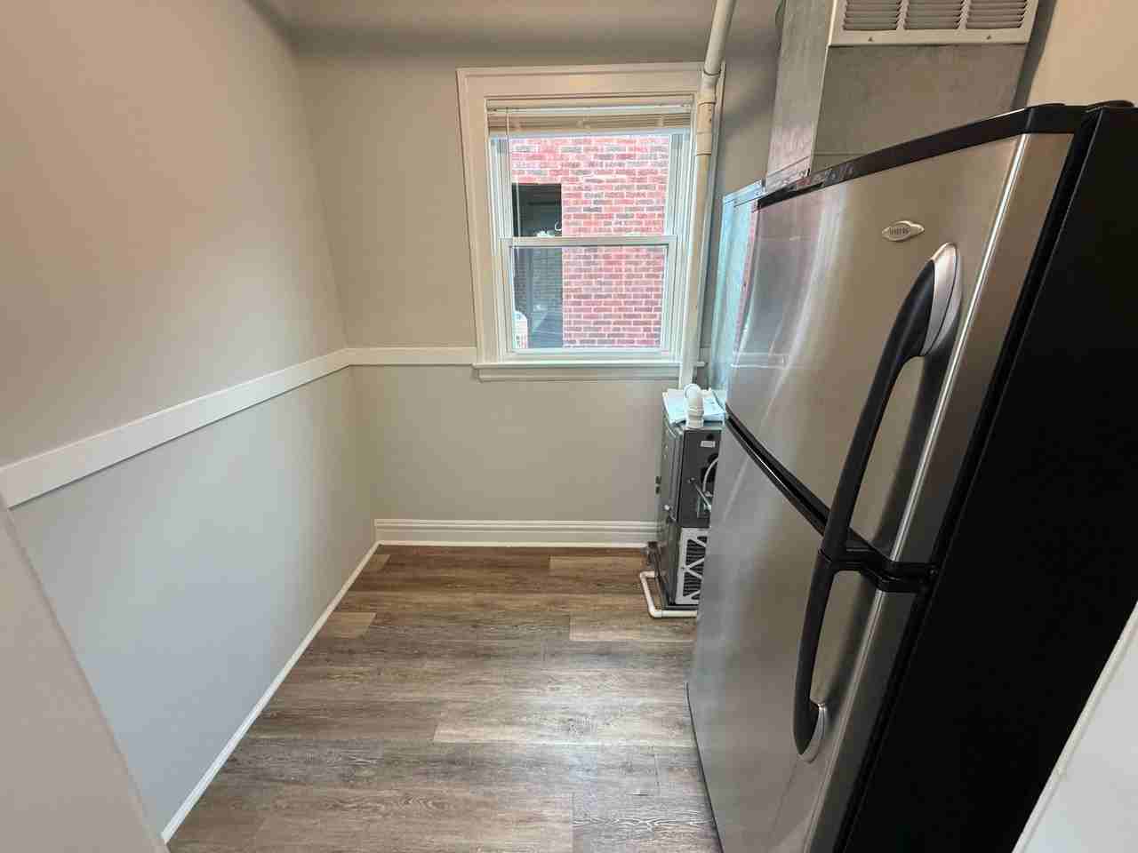 215-19 West Quincy Street - Photo 3 of 12