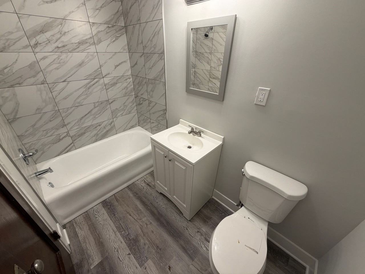 215-19 West Quincy Street - Photo 5 of 12