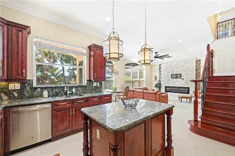 5089 Sancerre Cir - Photo 6 of 19