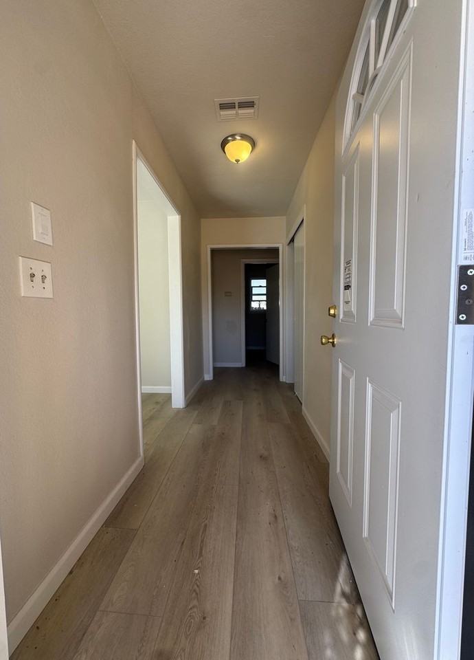 5405 Madison Ave - Photo 3 of 11