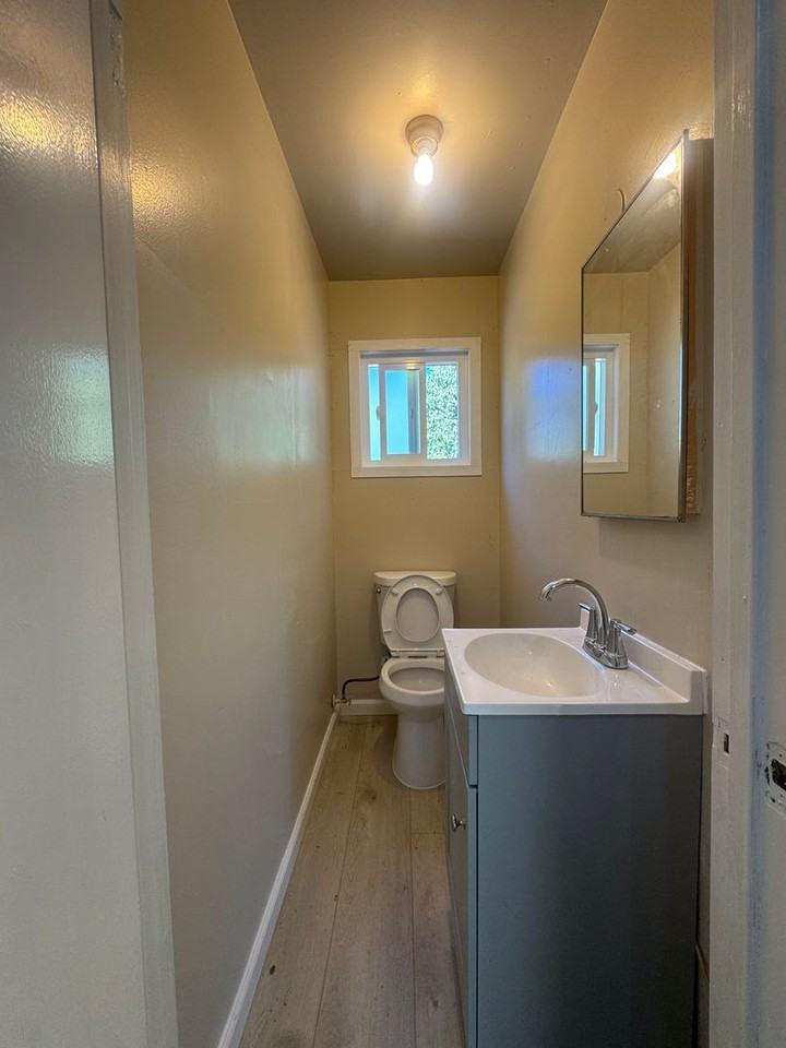 5405 Madison Ave - Photo 6 of 11