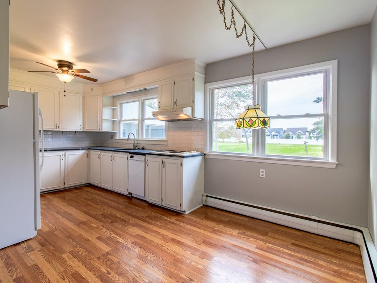 1517 Savannah Rd - Photo 2 of 28