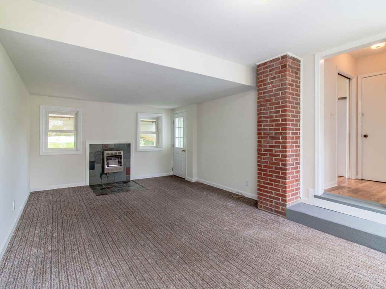 1517 Savannah Rd - Photo 5 of 28