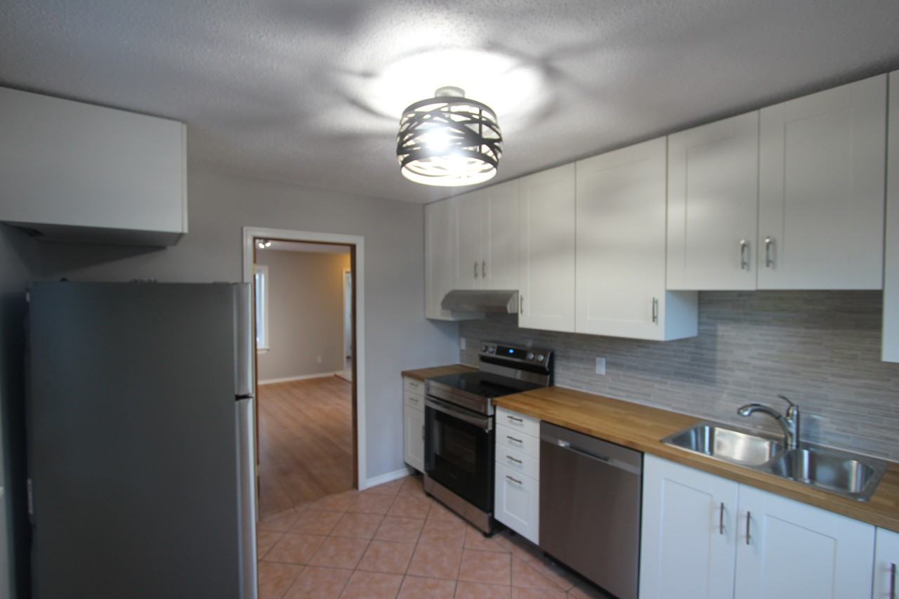 6081 Renaud Rd - Photo 5 of 14