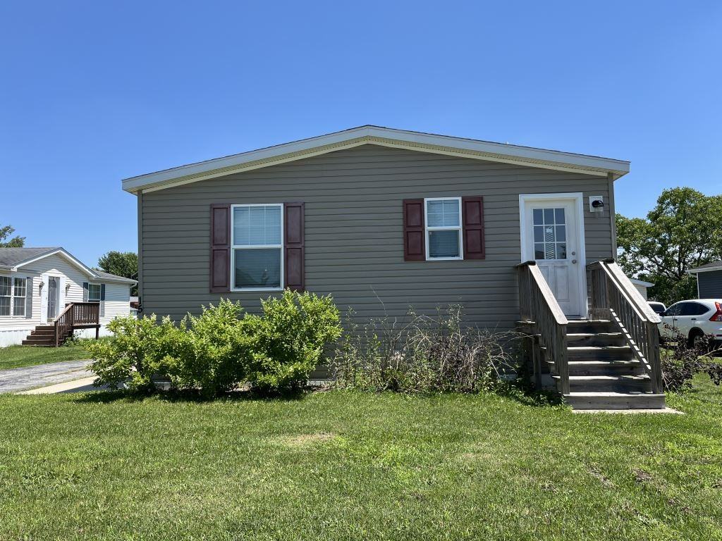 15 Blue Bird Ln - Photo 2 of 27