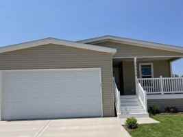 featured image of 25604 Medinah Dr