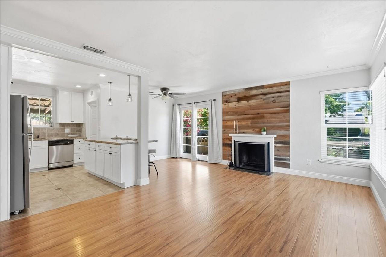 3324 56th St - Photo 2 of 18