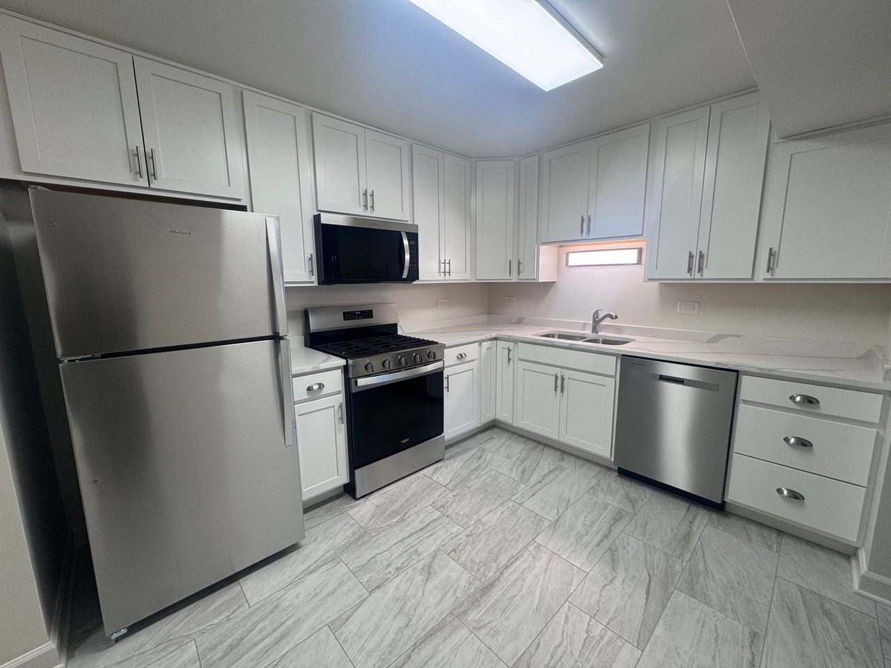 Eagles Apartments - Photo 3 of 11