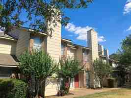 featured image of 113 Romana Cir