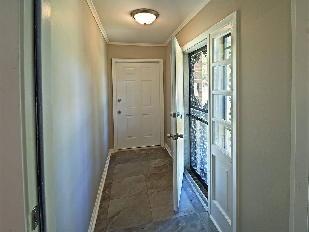 4781 Hummingbird Ln - Photo 2 of 14