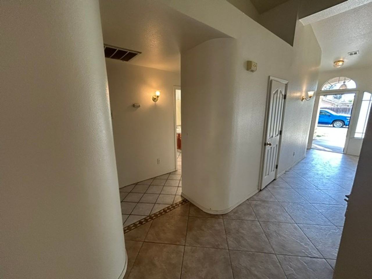 1040 S Casablanca St - Photo 3 of 25