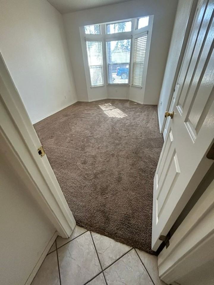 1040 S Casablanca St - Photo 5 of 25