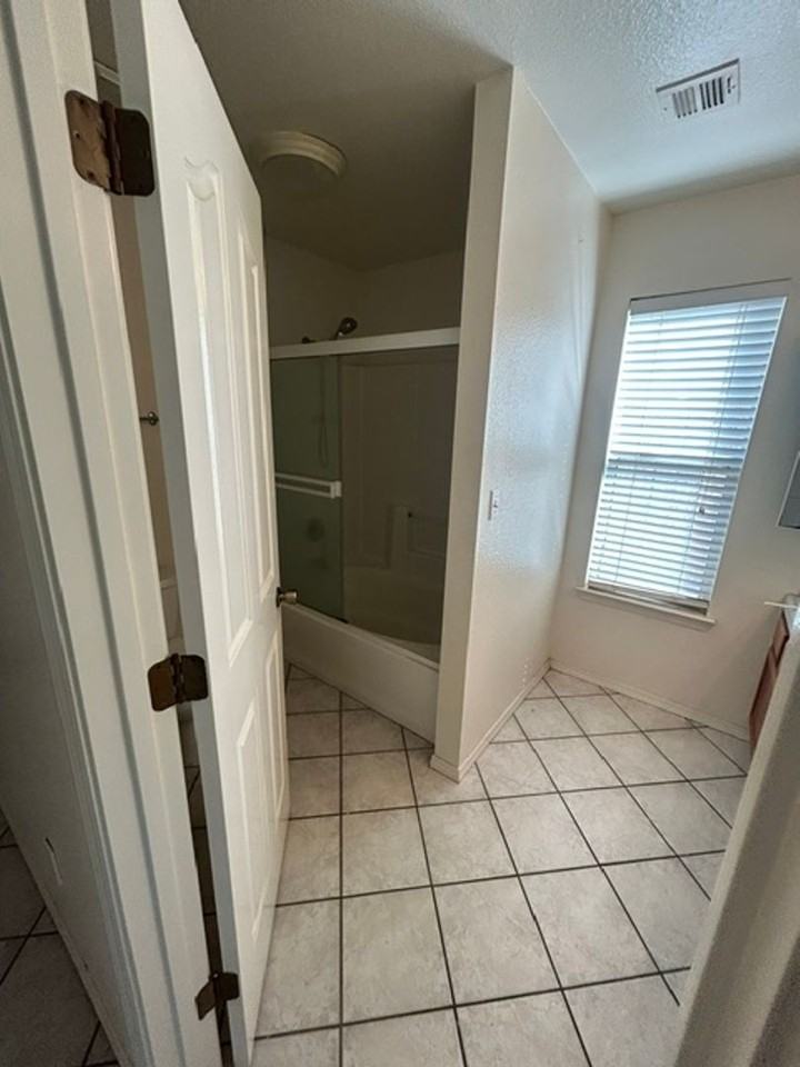 1040 S Casablanca St - Photo 7 of 25