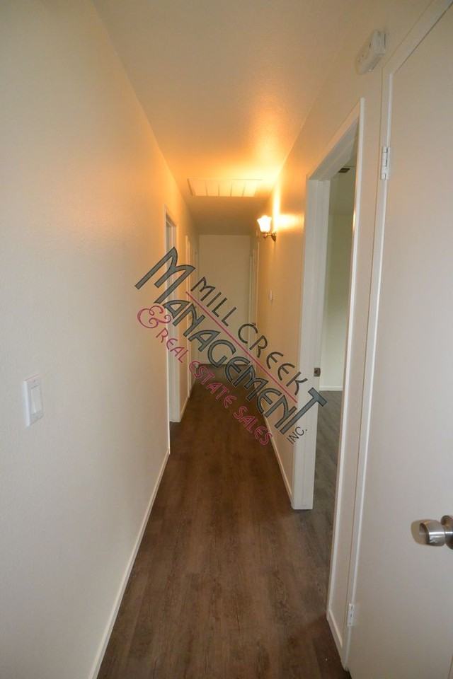 2811 W Sunnyside Ave - Photo 4 of 12