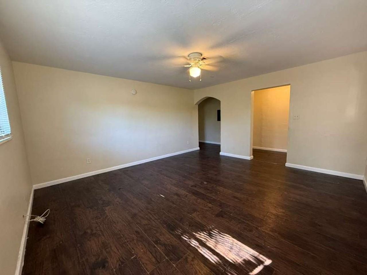 721 Nw 15th Ter - Photo 5 of 21