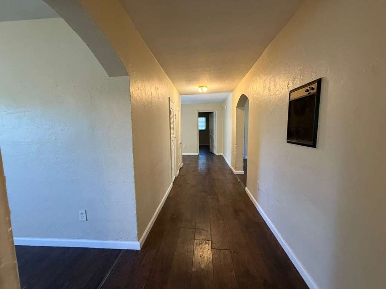 721 Nw 15th Ter - Photo 6 of 21