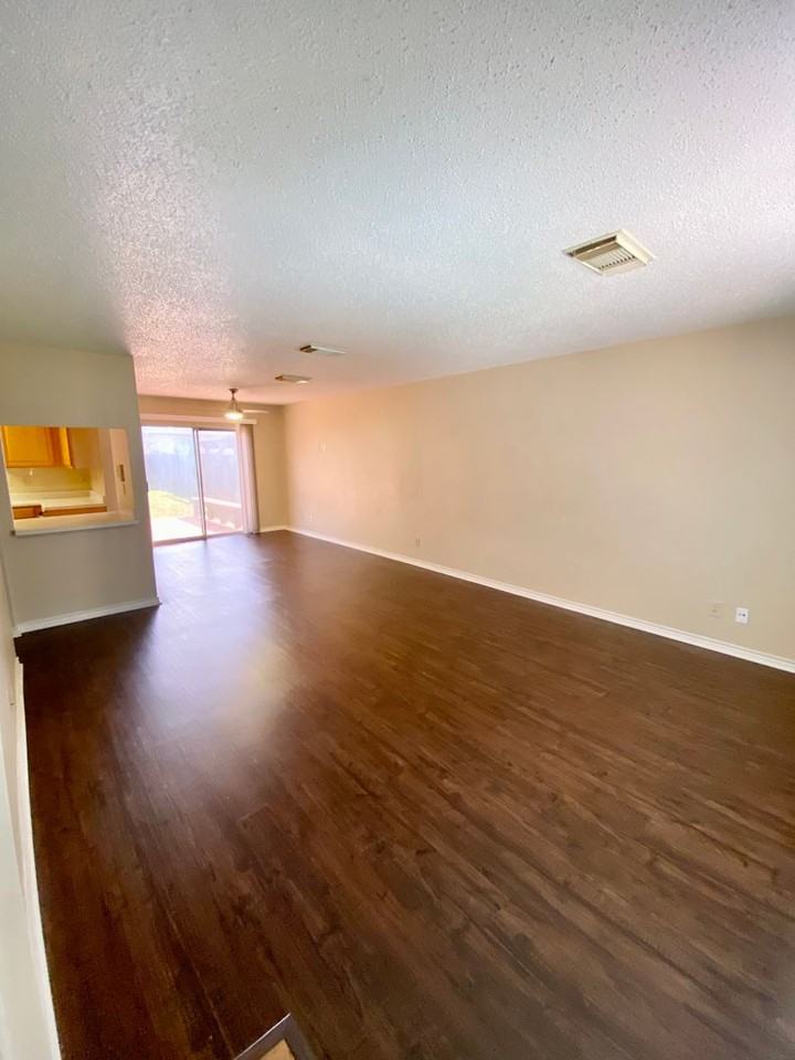 7026 Cole Creek Dr - Photo 2 of 17