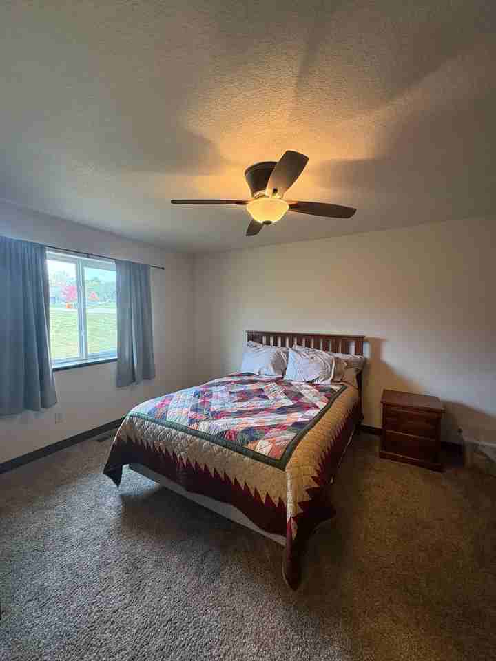 4992 Waylon St - Photo 7 of 10