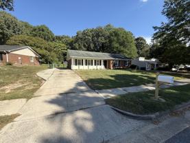 5224 Round Hill Ln - Photo 1 of 1