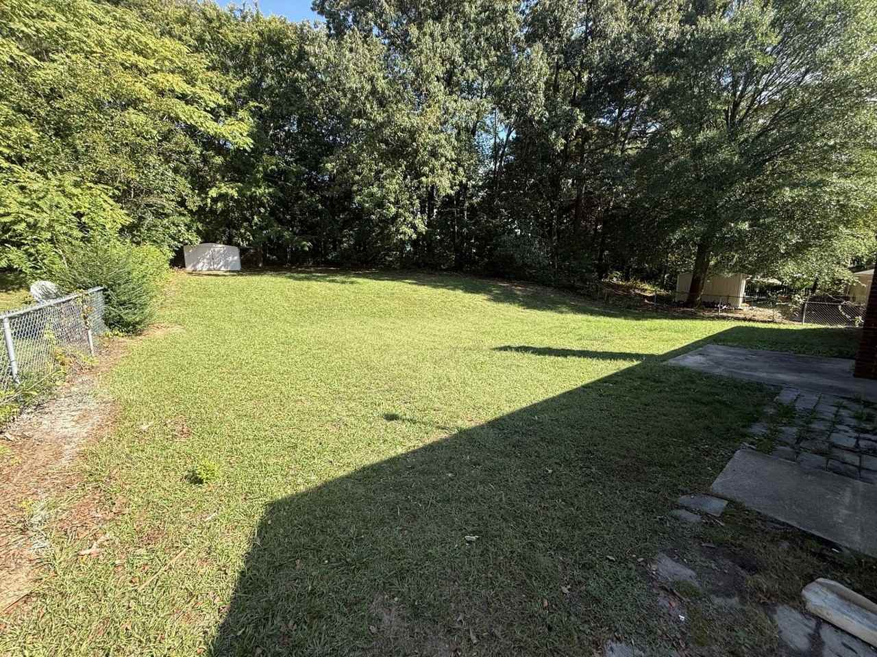 5224 Round Hill Ln - Photo 5 of 22