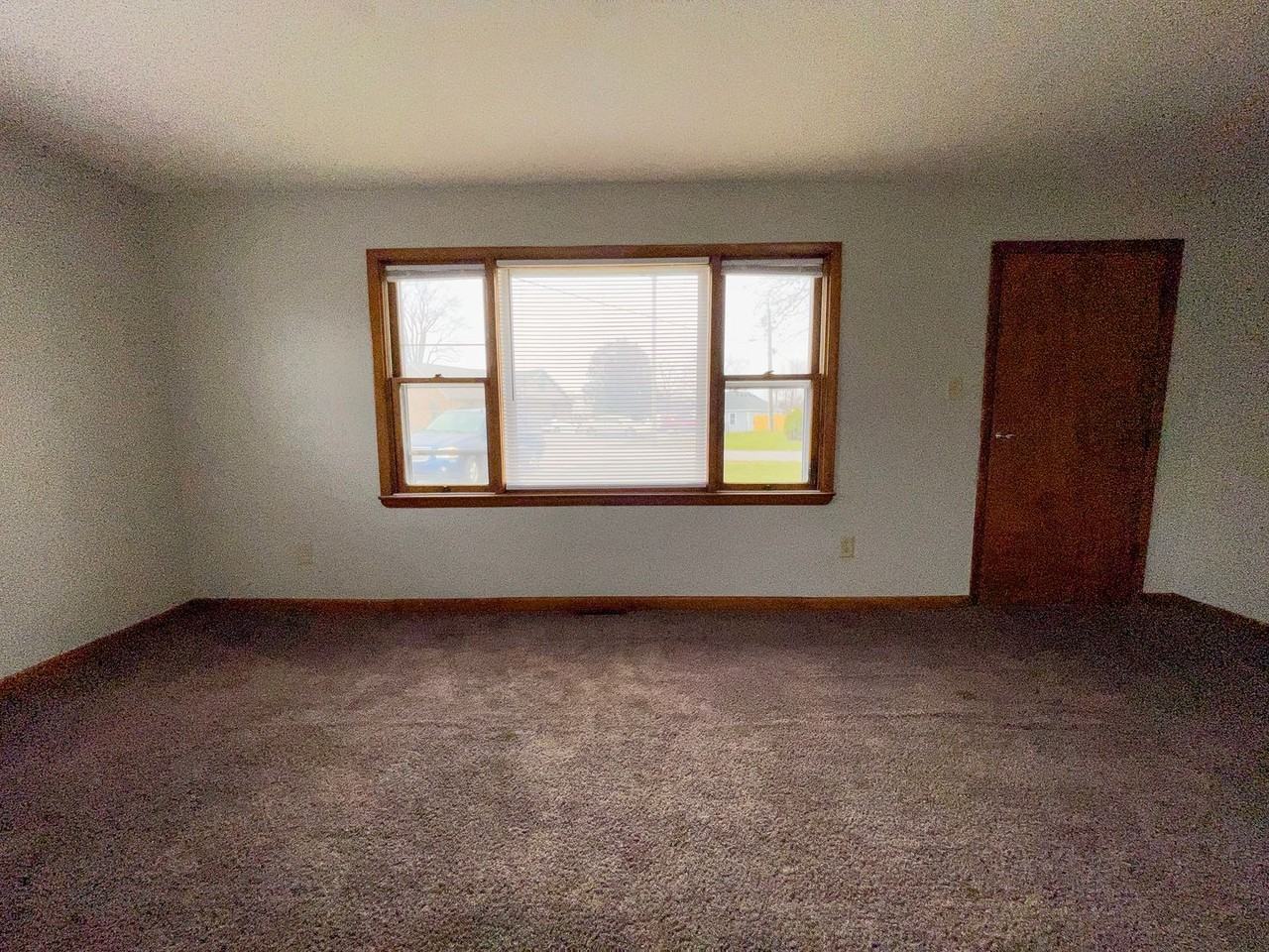 1805 E Indiana Ave - Photo 2 of 21