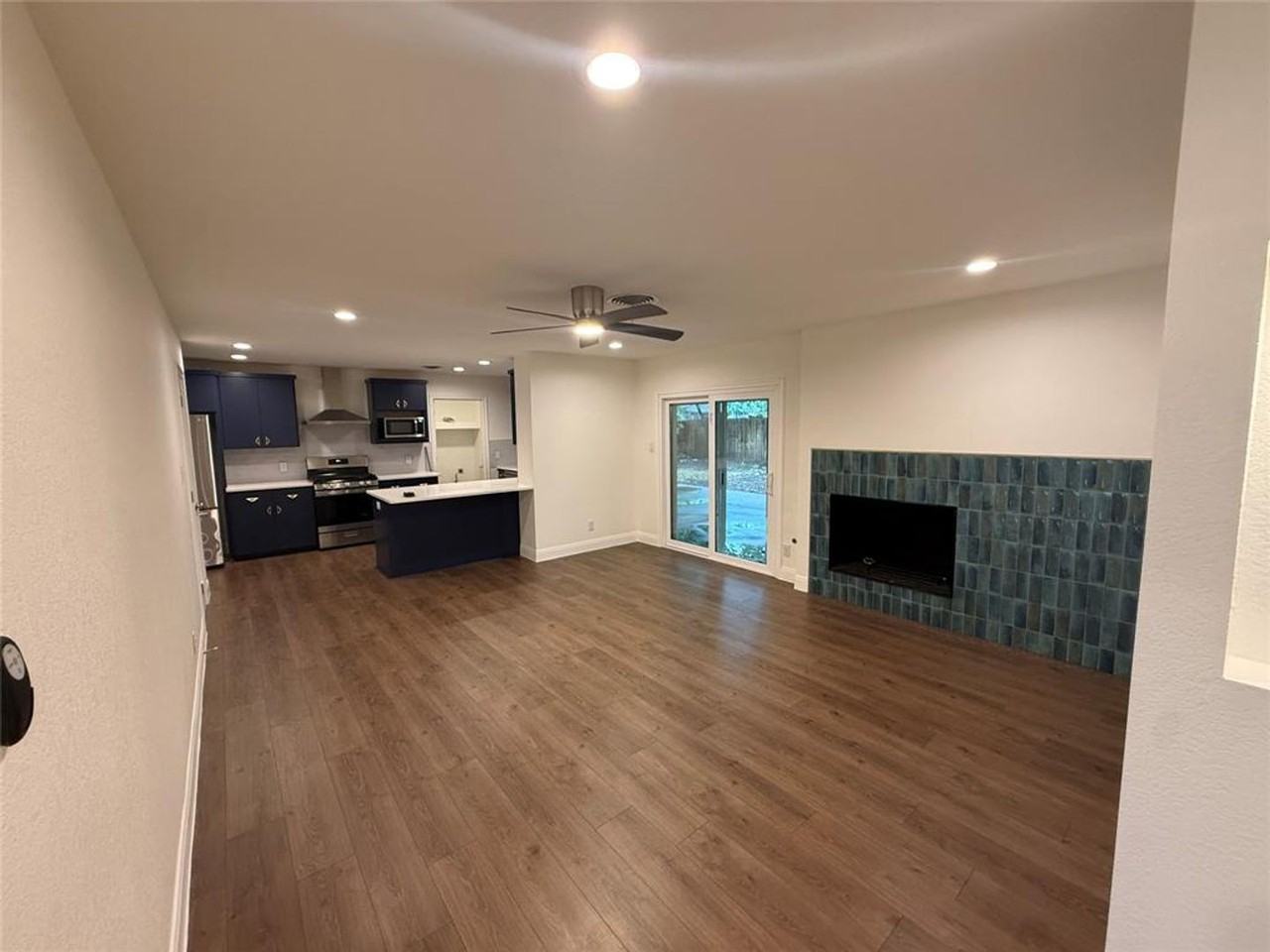 5705 Coventry Ln - Photo 4 of 26