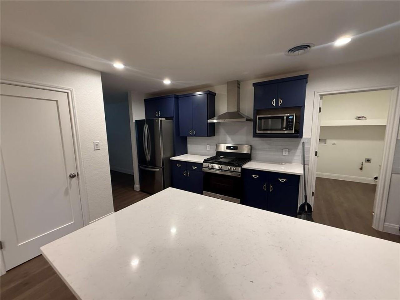 5705 Coventry Ln - Photo 6 of 26