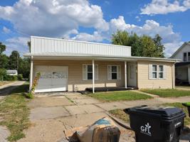 featured image of 1526 N Maple Ave