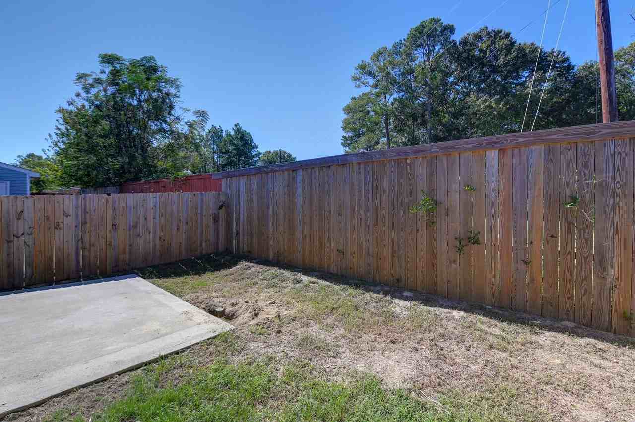 537 Dawsons Park Way - Photo 3 of 31