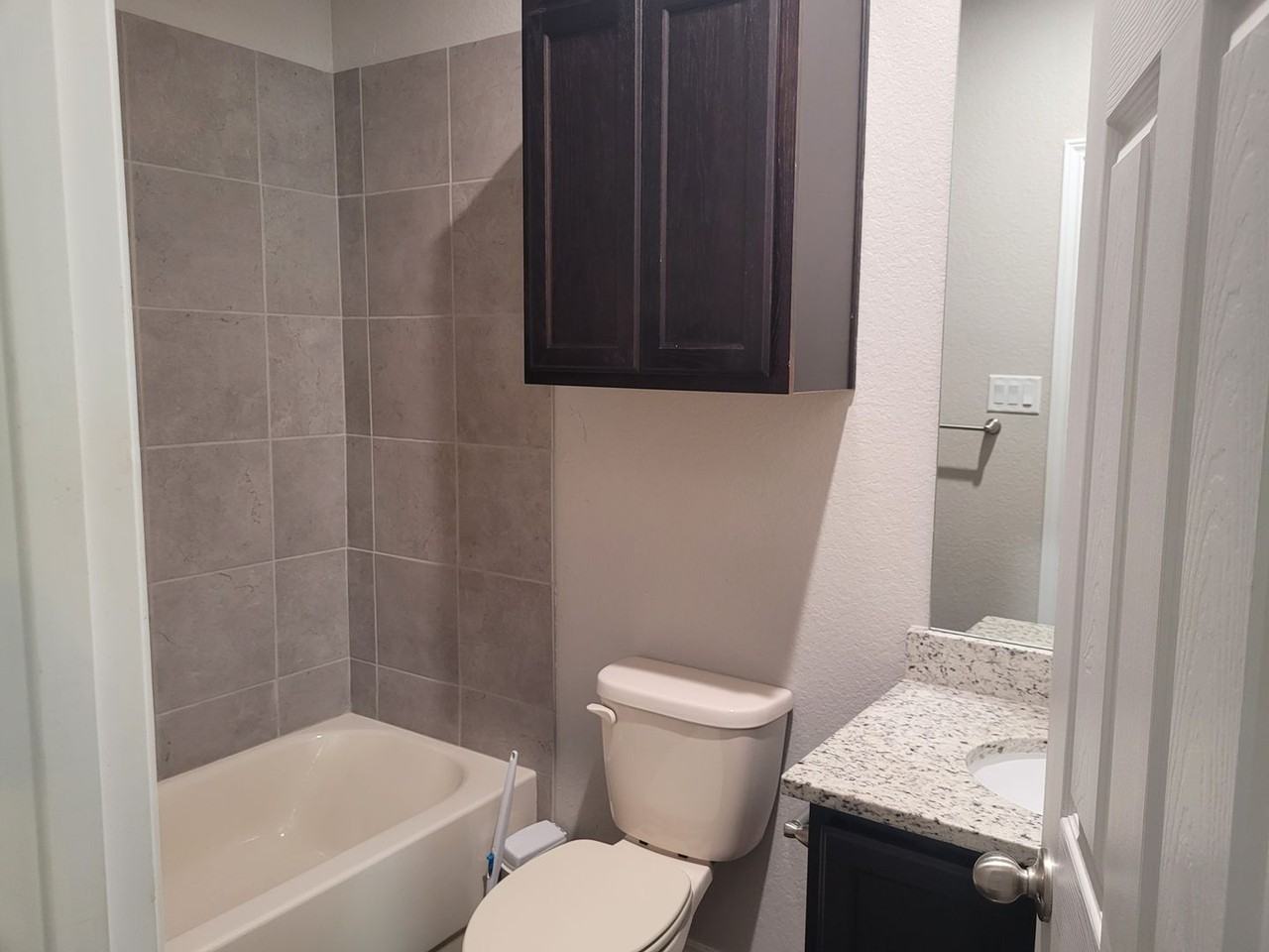1140 Stanley Way - Photo 6 of 12