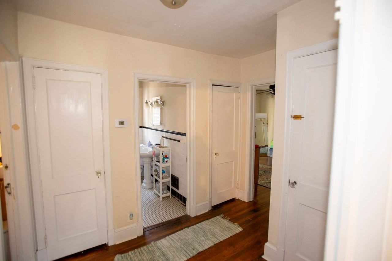 695 King Ave #DOWN - Photo 4 of 9