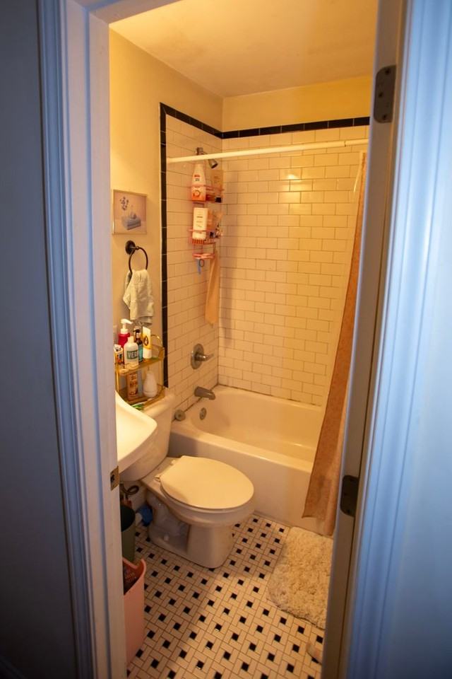 695 King Ave #DOWN - Photo 5 of 9