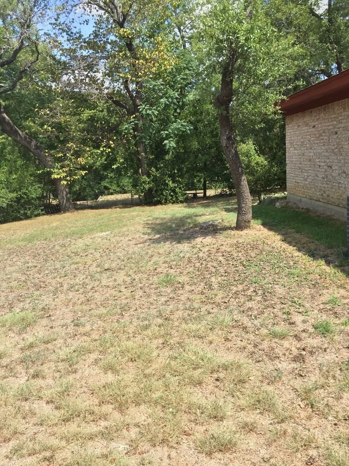 1915 Pleasant Ln - Photo 5 of 5