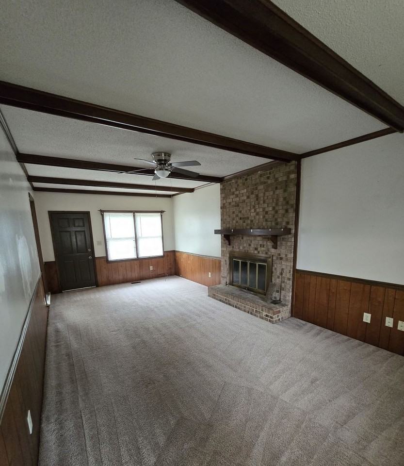 1848 Windlock Dr - Photo 2 of 17