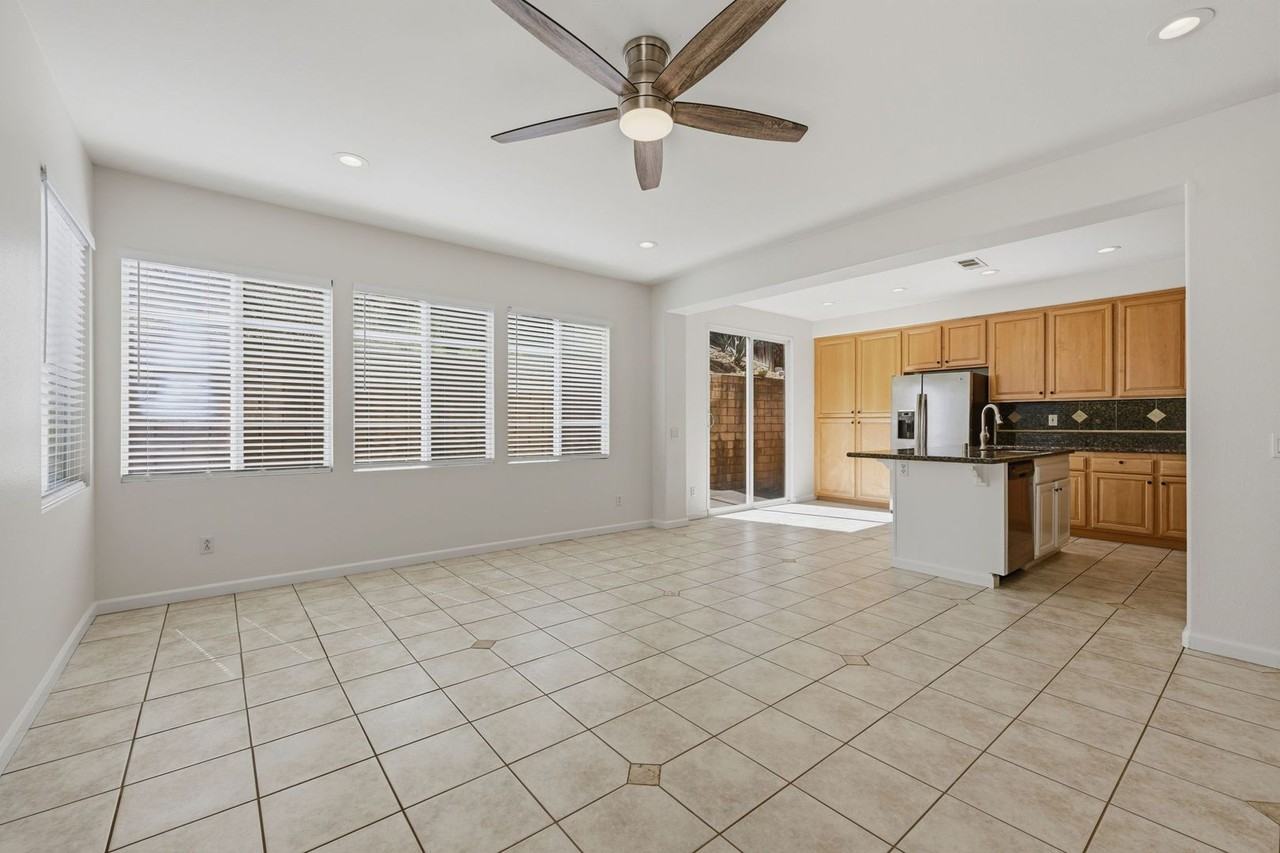 471 Camino Verde - Photo 6 of 29