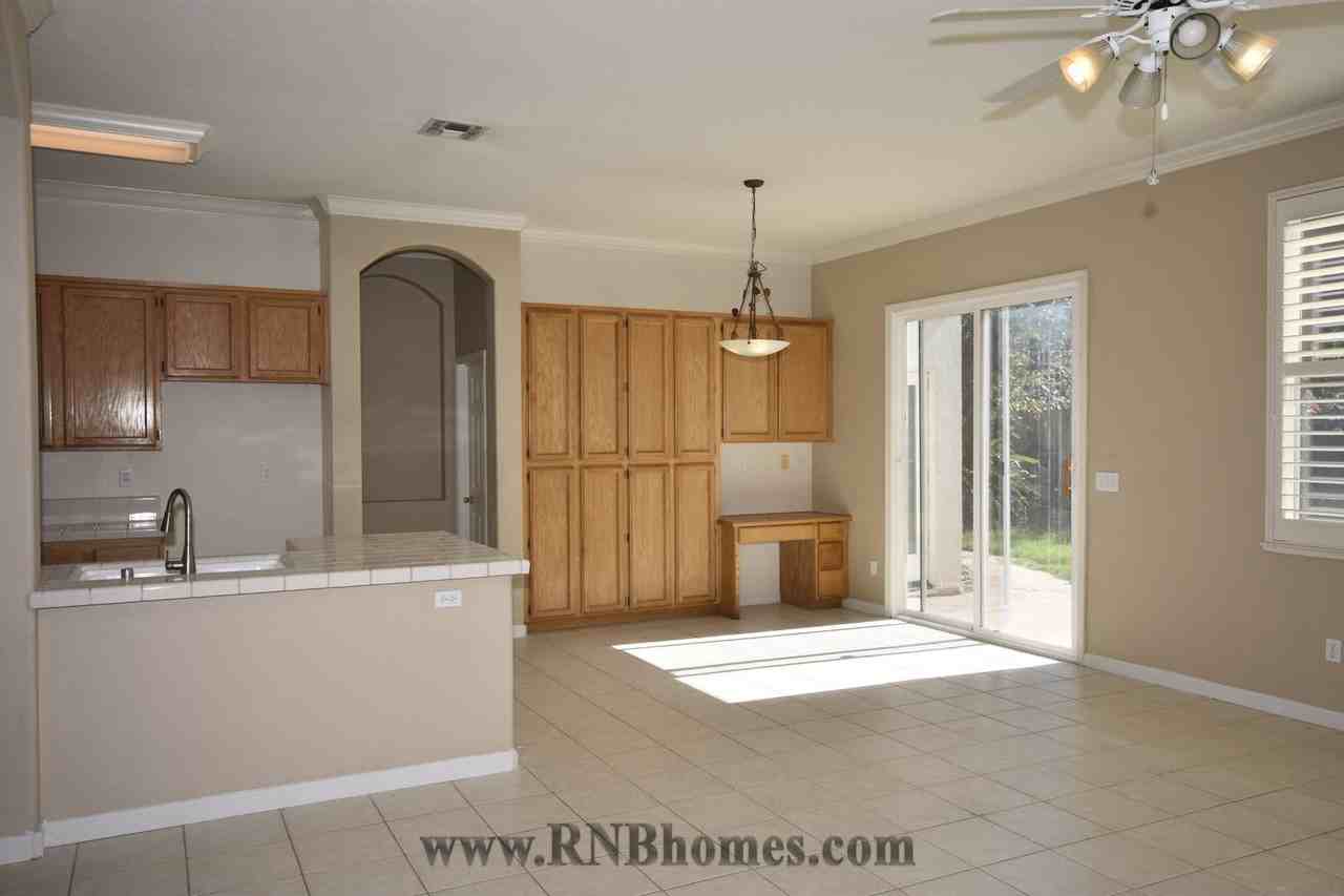1942 N Bend Dr - Photo 6 of 22