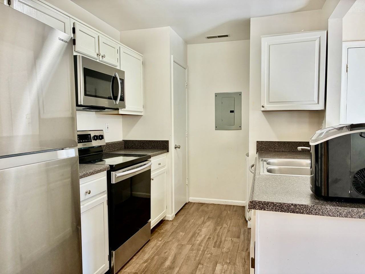 5357 Bardith Cir #1 - Photo 6 of 13