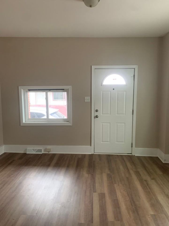 129 Ray St - Photo 3 of 25