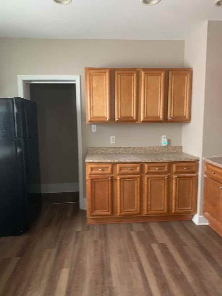 129 Ray St - Photo 7 of 25