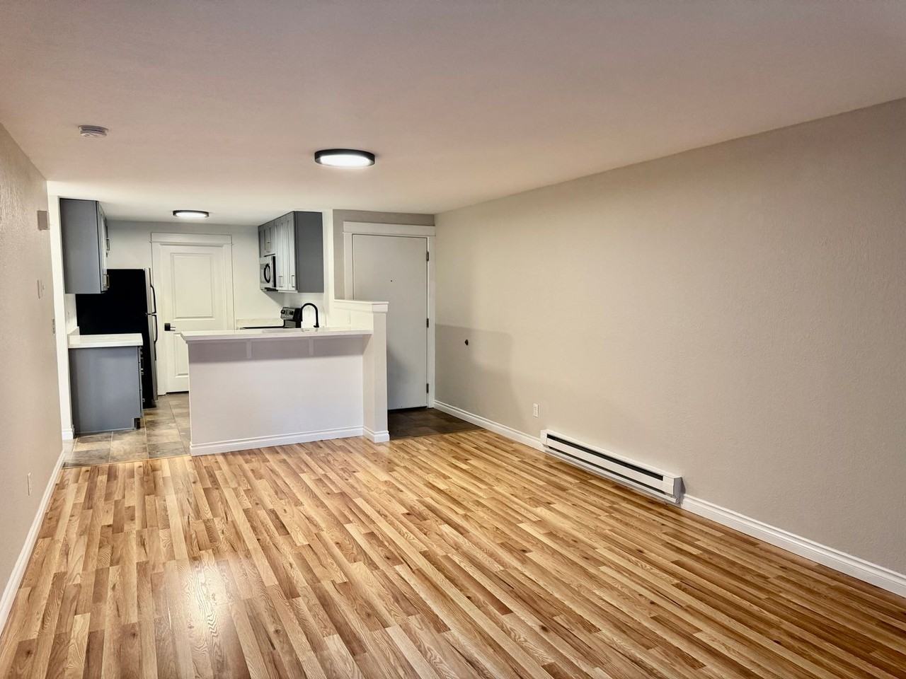 746 Kirkland Cir Apt F102 - Photo 4 of 16